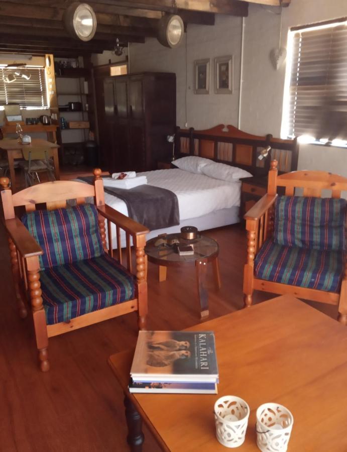 Pureplaas Self Catering Volmoed Oudtshoorn Klein Karoo Exterior foto